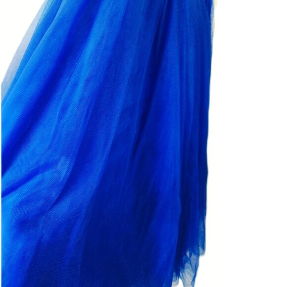 STACEE'S gorgeous formal gown - Picture 8 of 11